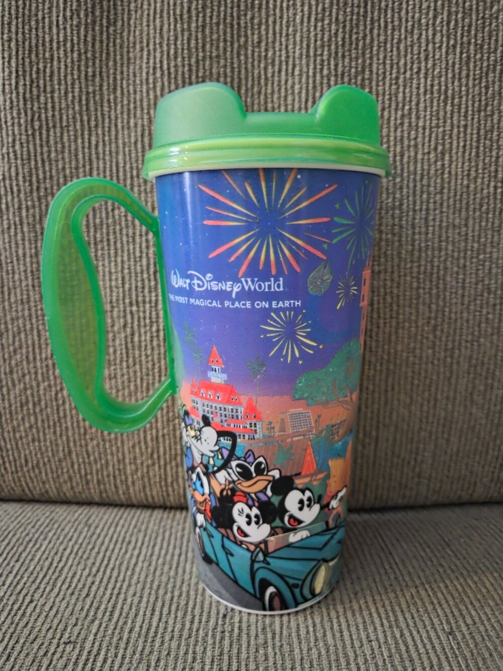 2025 Walt Disney World Refillable Mug 16oz with Green Lid and Handle